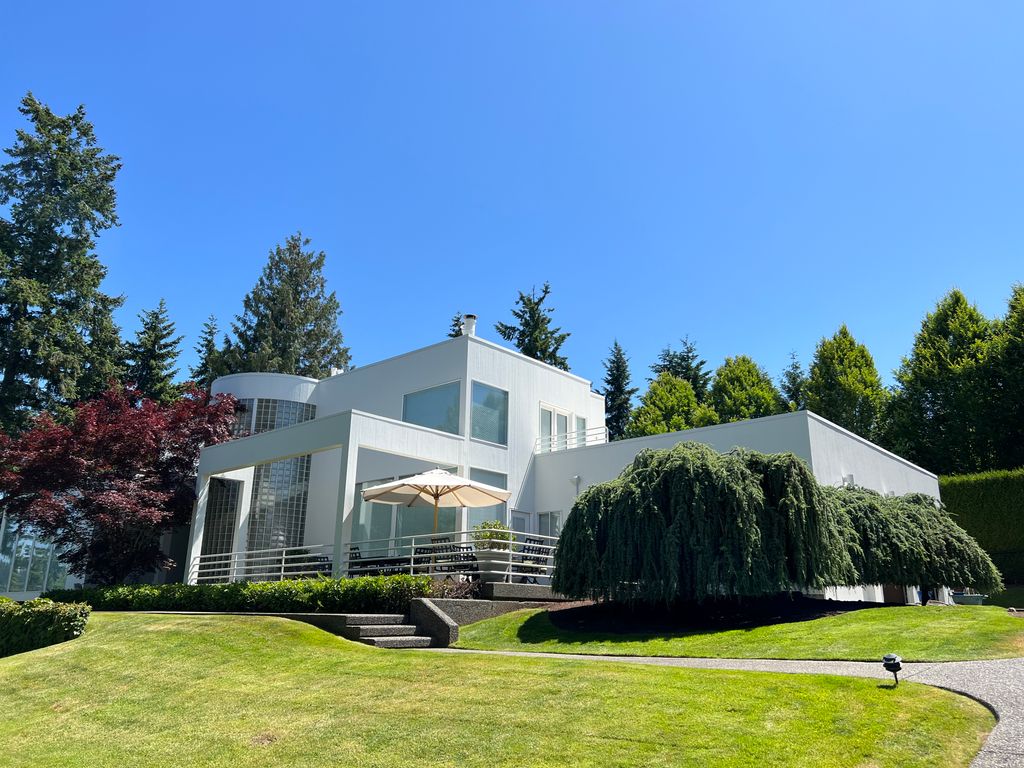 Fresh exterior repair & repaint