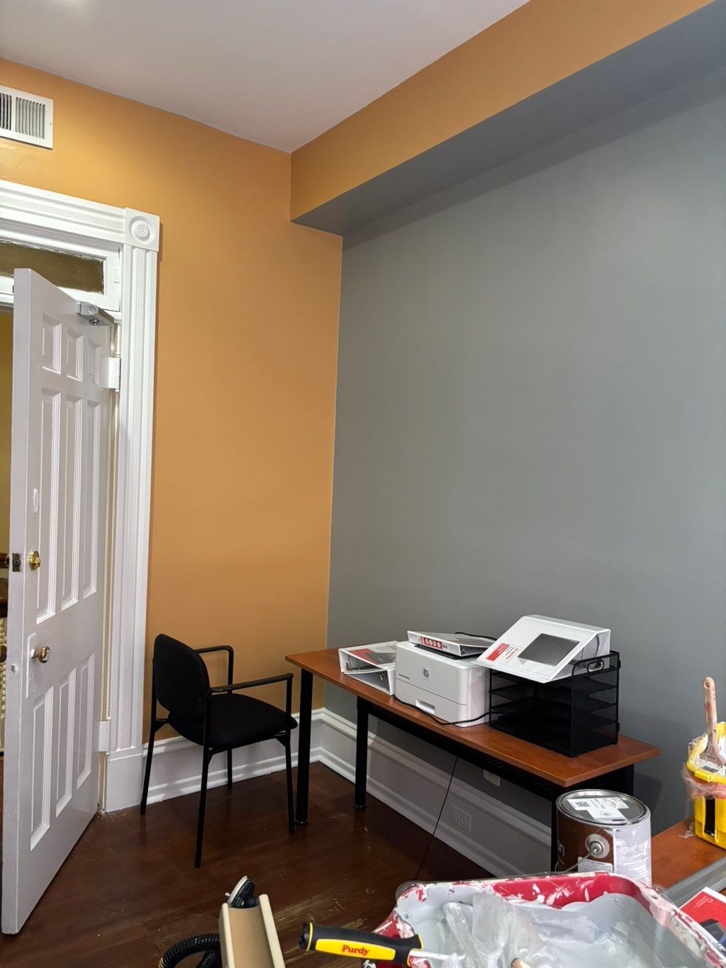 Clean lines two tone office 