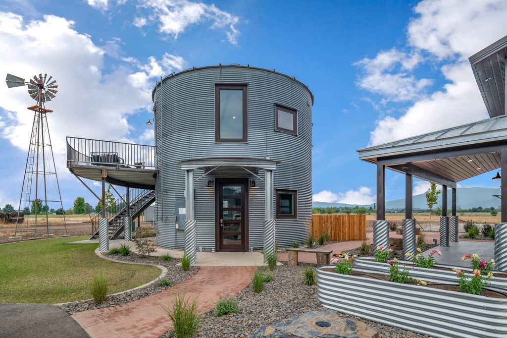 Silo home front view 