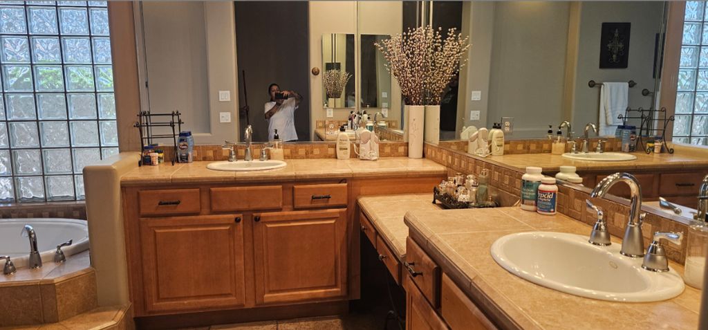 Spotless sinks for a fresh and clean bathroom ✨