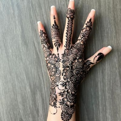 Avatar for AT's Henna Artistry