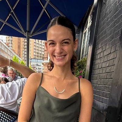 Avatar for Yoga with Lea