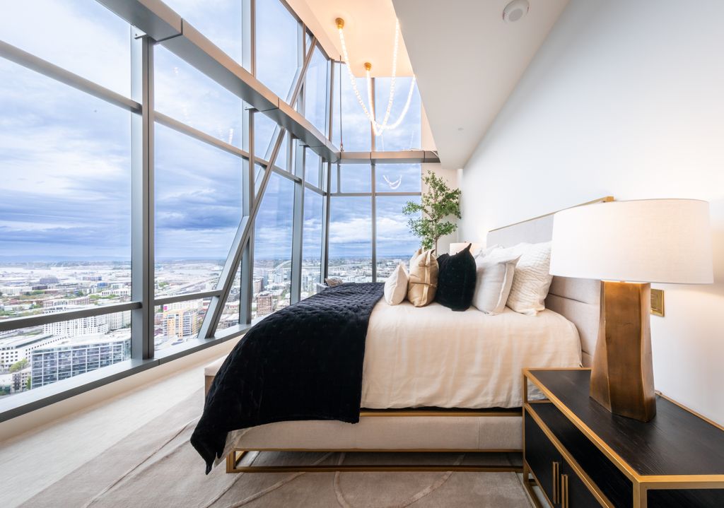 Downtown Portland High End Residential Full Servic