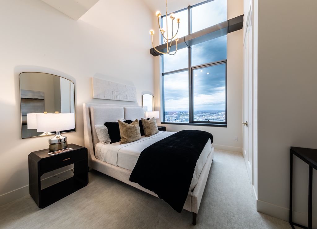 Downtown Portland High End Residential Full Servic