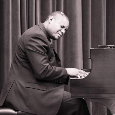 Avatar for Online Piano Lessons with JJ – $15 Trial