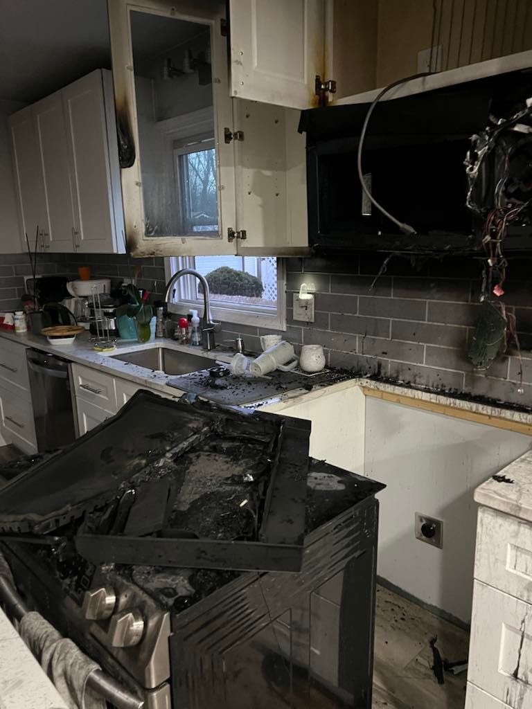 Advanced drying equipment working in a flooded kit