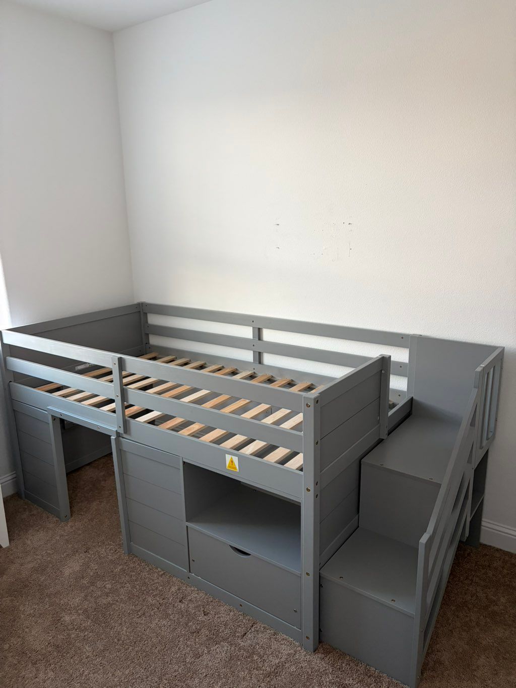 Bedroom Set Assembly 