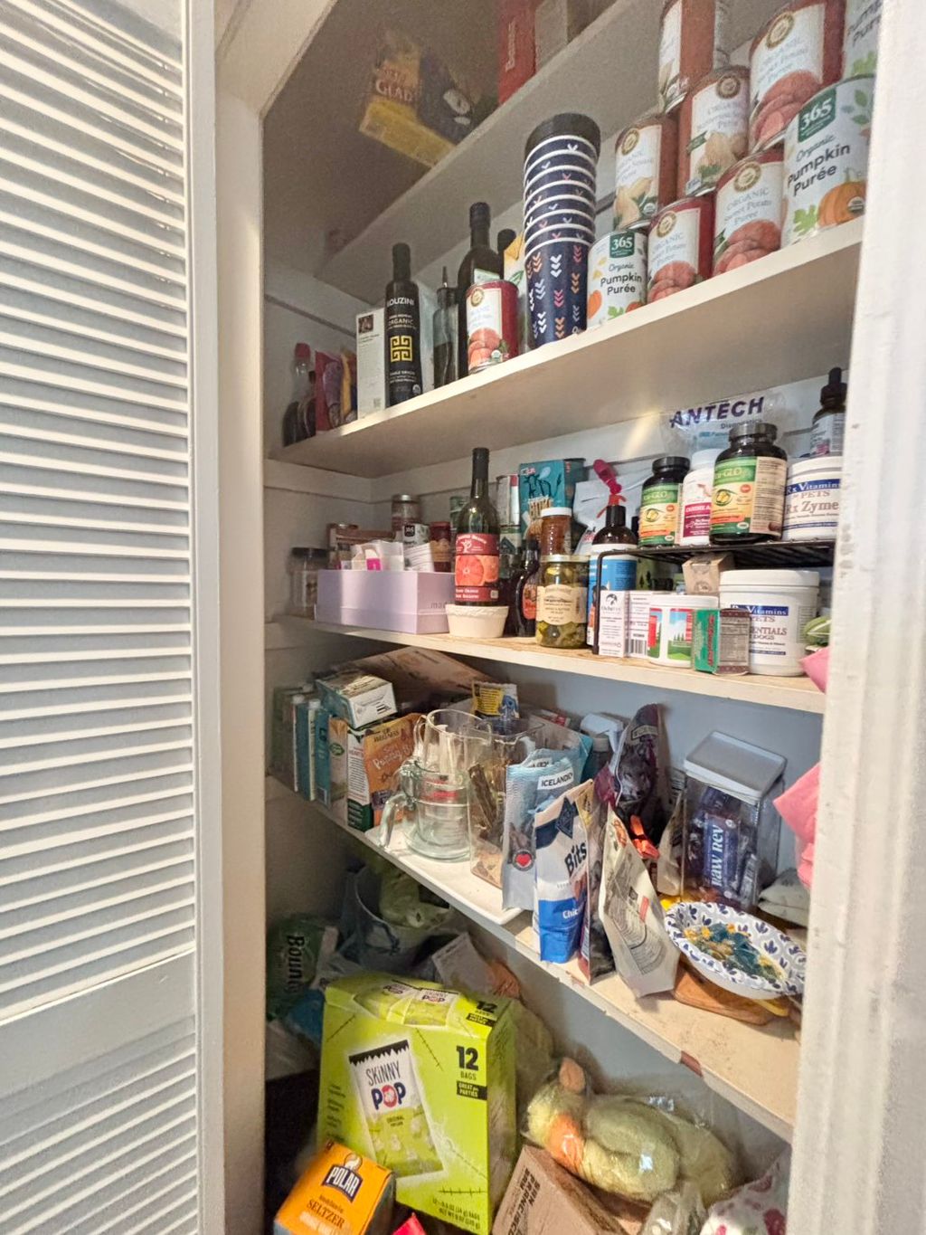 Client Pantry - Before