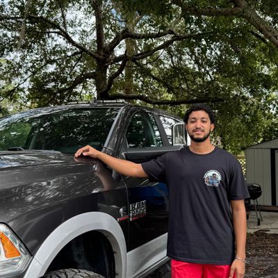 Avatar for Yaadie's Hauling & Junk Removal