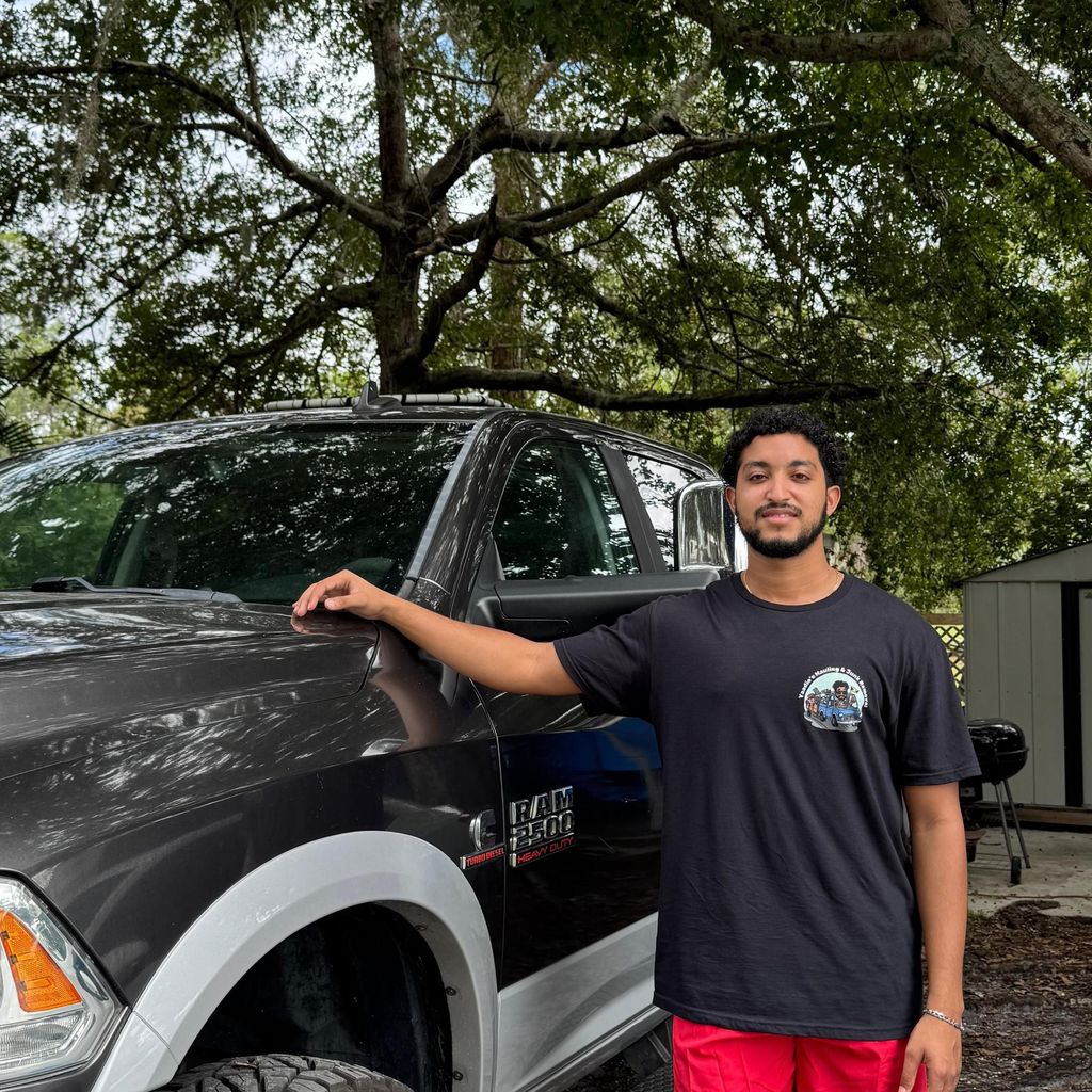 Yaadie's Hauling & Junk Removal