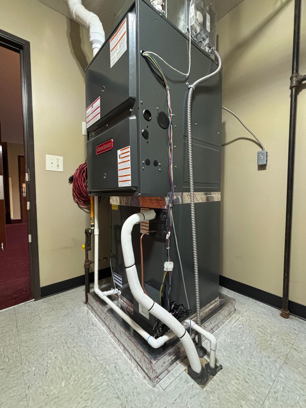 Goodman inverter downflow system 