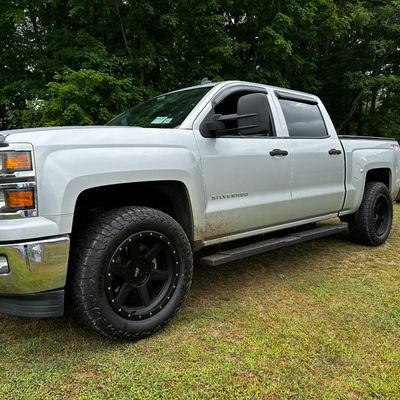 Avatar for jon’s in & out door services