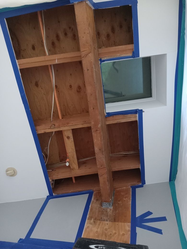 Clean cuts during demolition