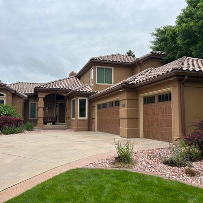 Avatar for Trai glass painting