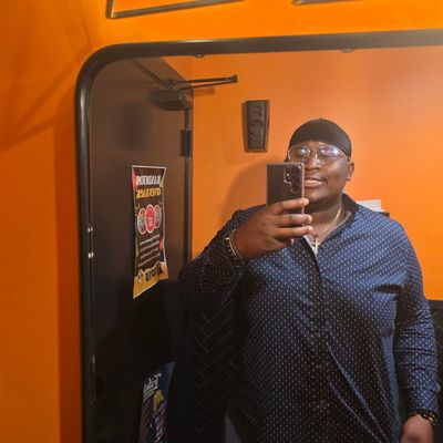 Avatar for Aaron' Lawns to Laptops