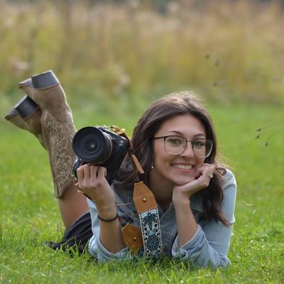 Avatar for Photos by Desiree Rose