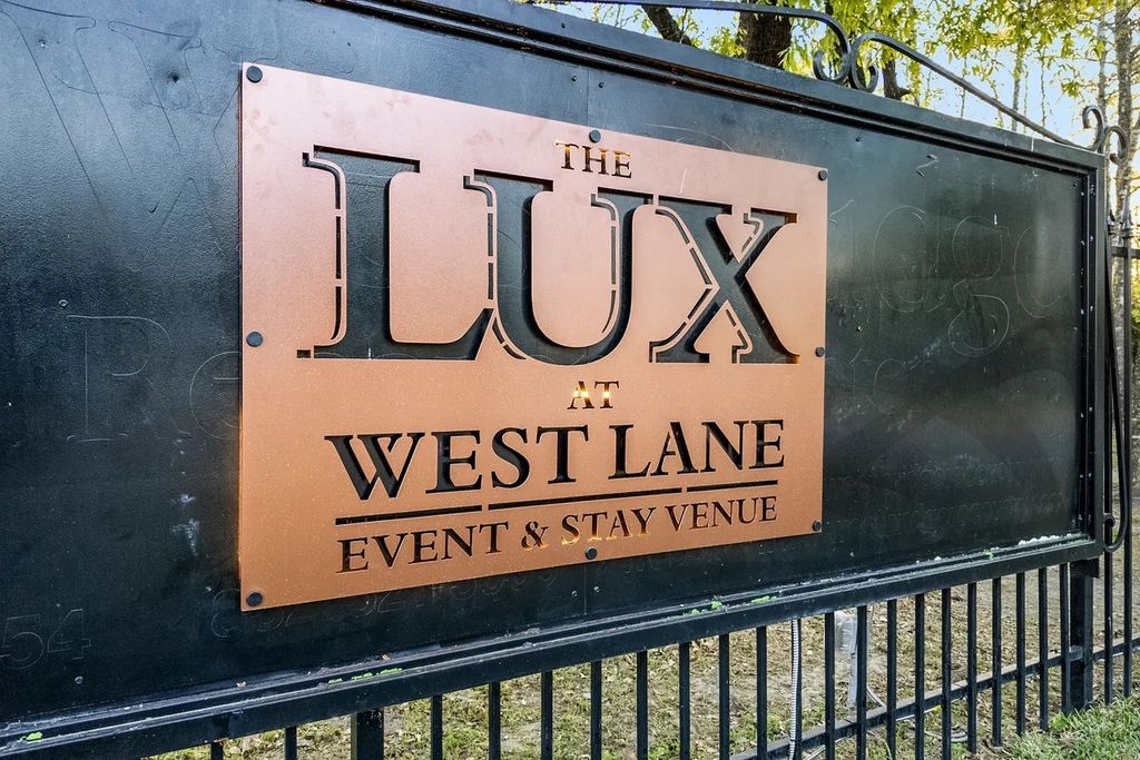 The Lux Event Place in Magnolia TX