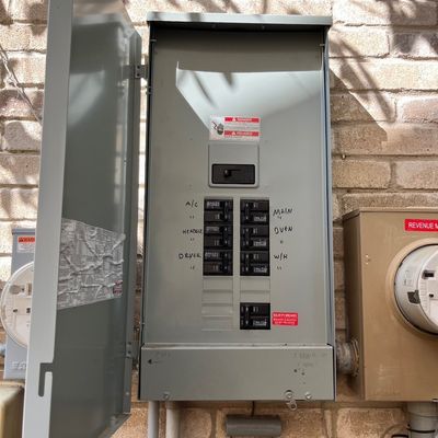 Avatar for J Electric