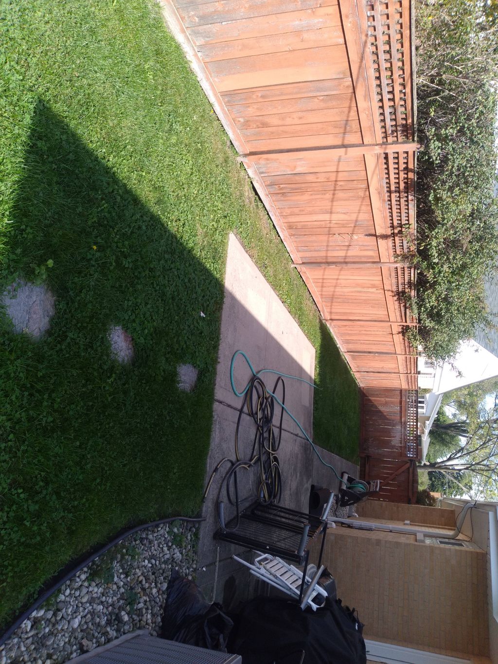 fence repairs and staining 