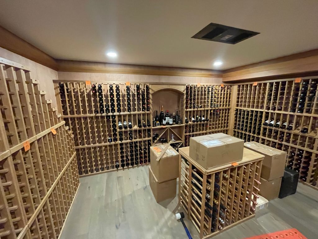Wine cellar build in Lewis DE, 2500 bottles