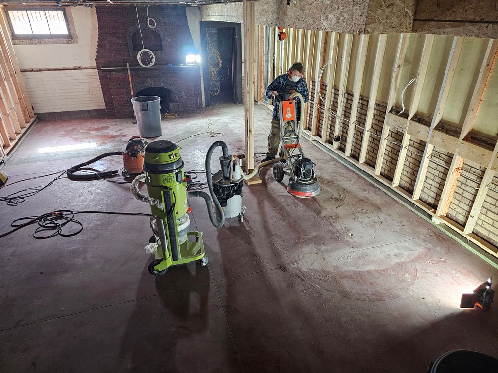 HEPA Vac Grinding System