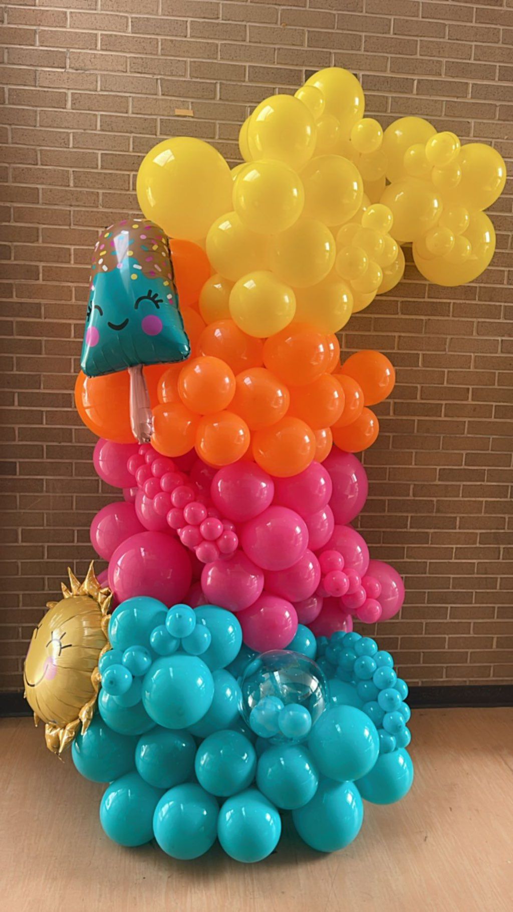 Balloon indoor garland 