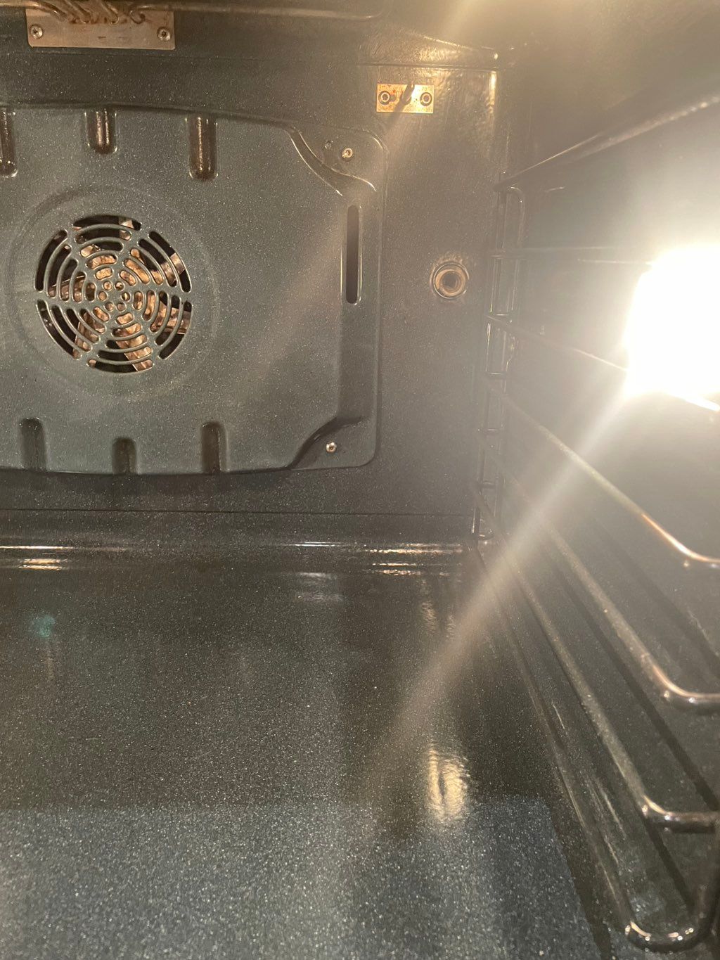 After- cleaned oven 