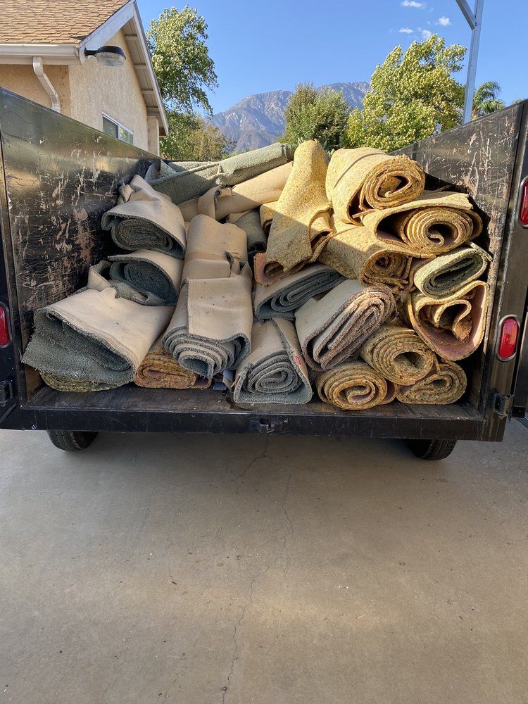 3 Bedroom house of carpet ext 3000lb.