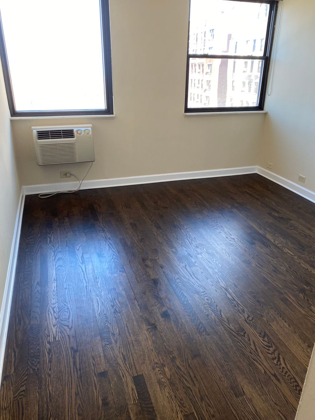 Living Room Move in Cleaning