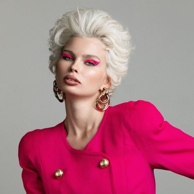 Avatar for Julia Logan