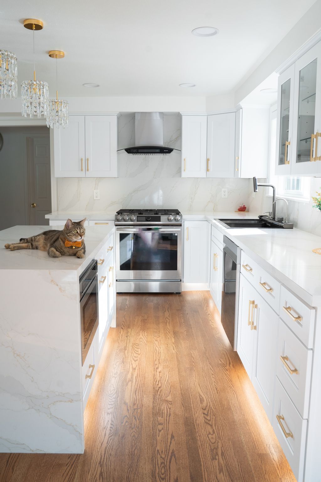 From outdated to outstanding: a dazzling kitchen r