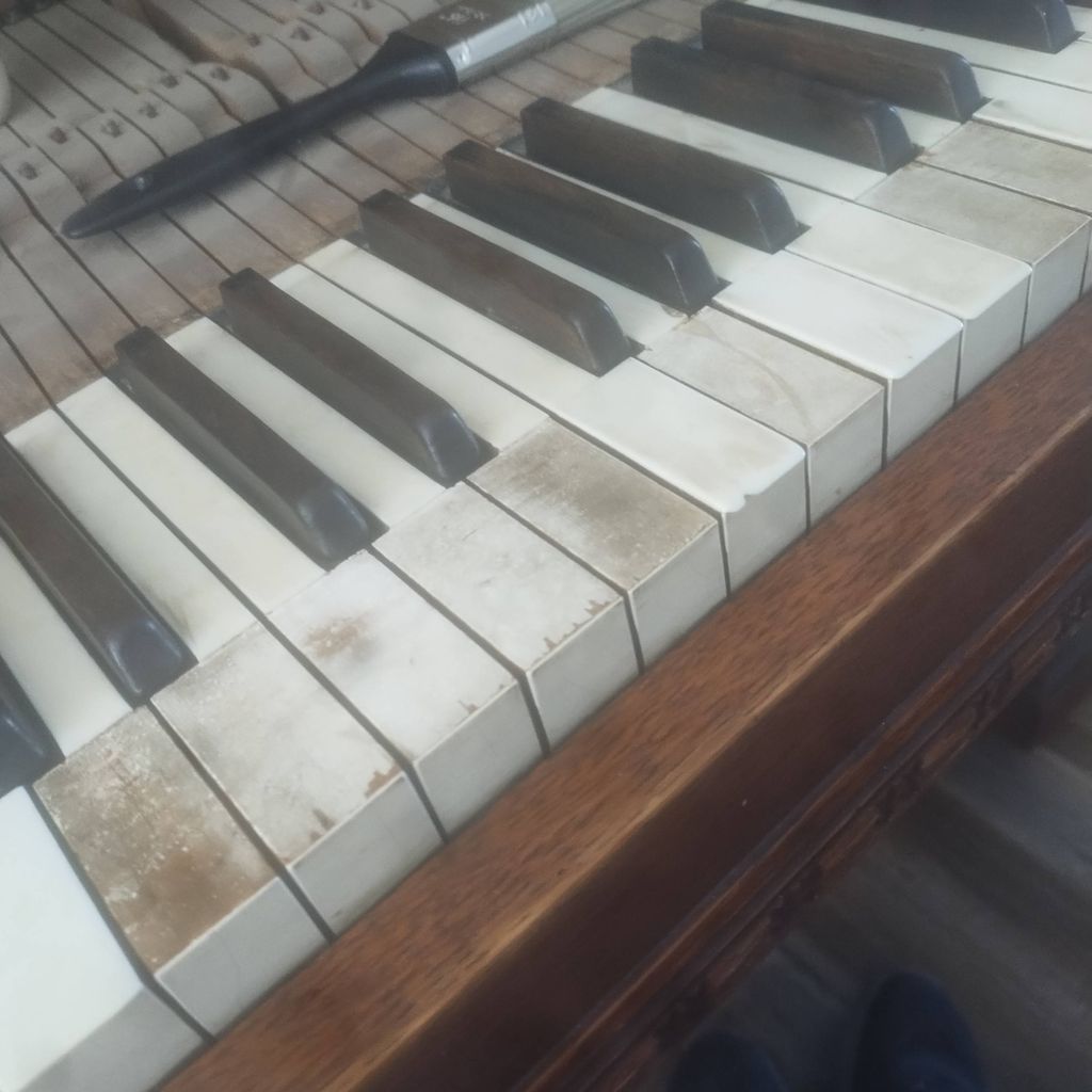 replacing some key tops - before 