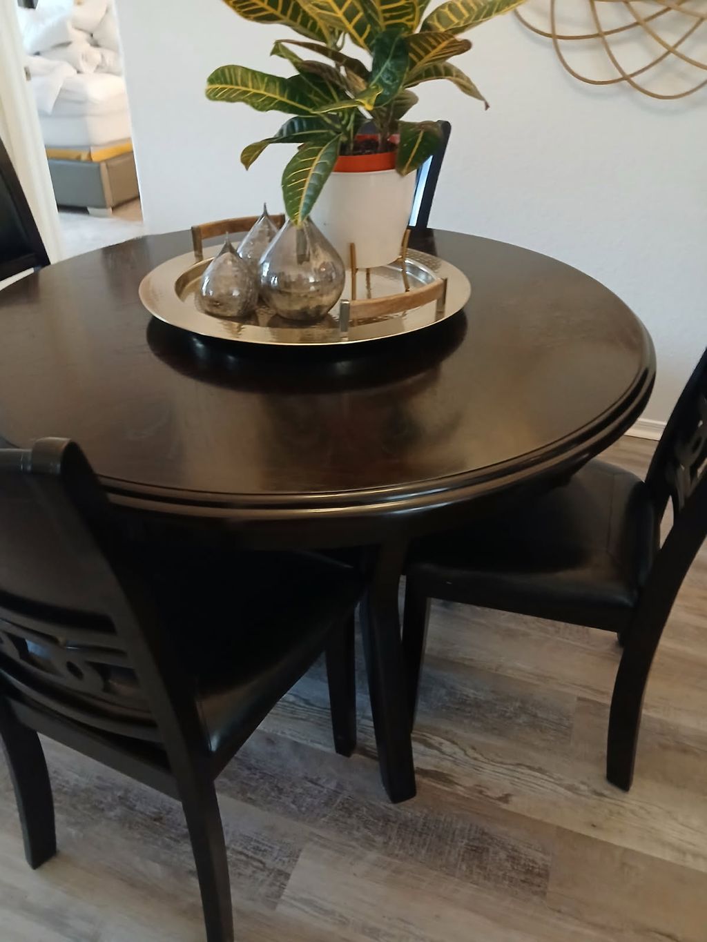 Because every surface deserves a little TLC ✨