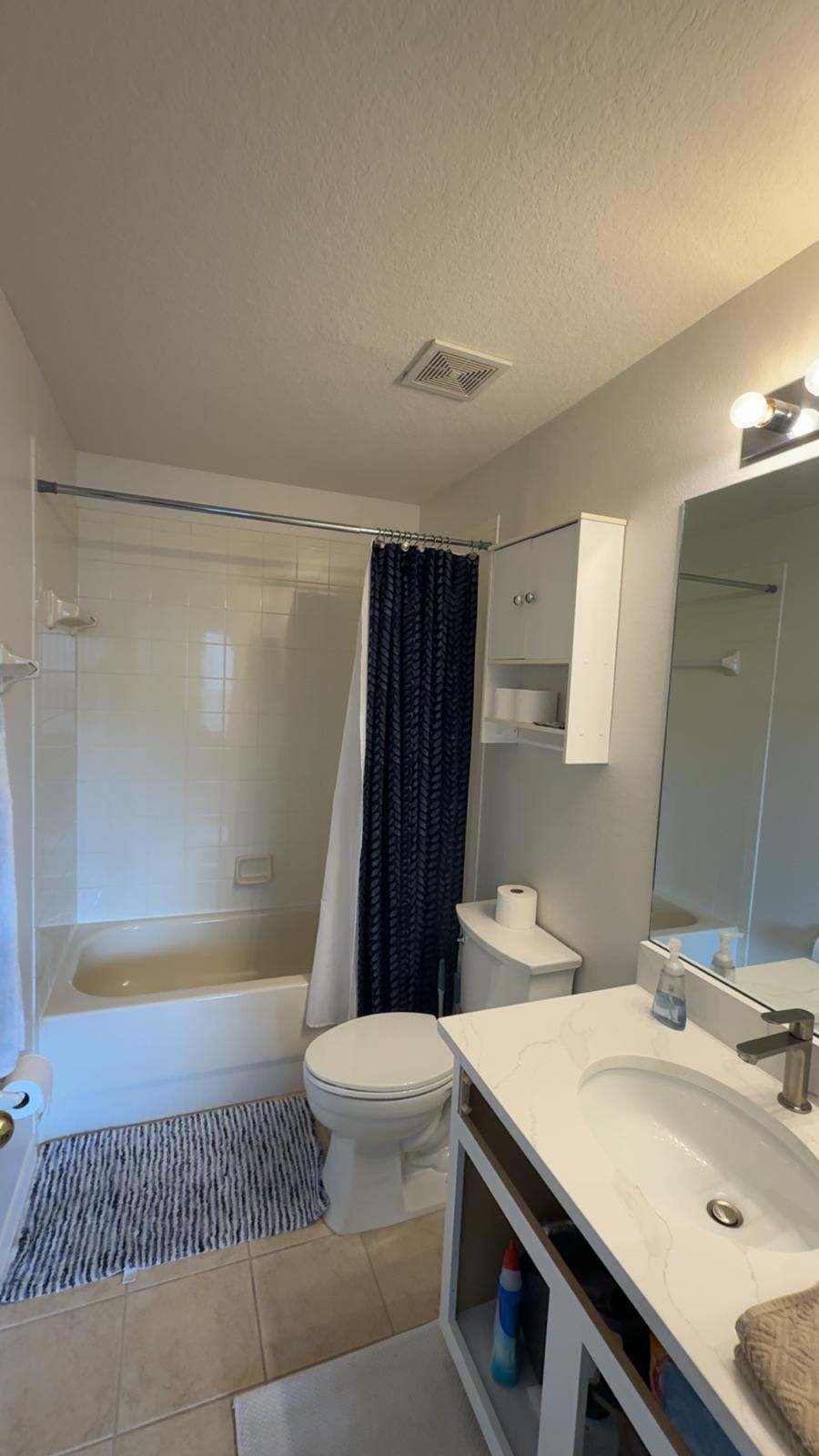 Clean corners, fresh vibes! 💎 #BathroomCleaning