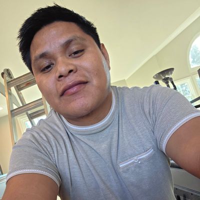 Avatar for Rigoberto painting