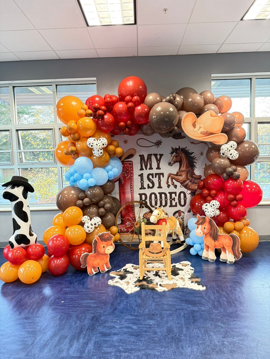 My First Rodeo Deluxe Arch!