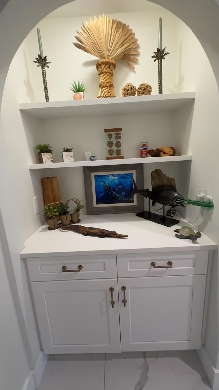 Spotless surfaces, stunning decor 🏡