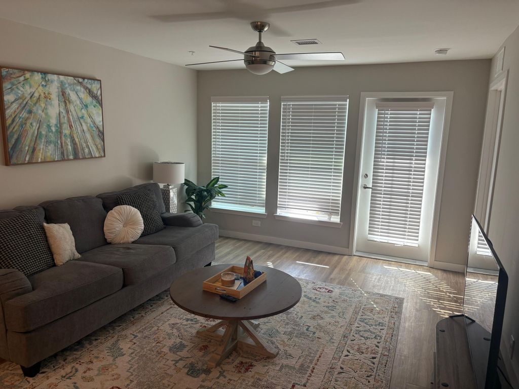 Clean space cozy vibes 💫