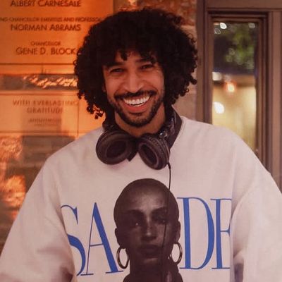 Avatar for DJ WOLVIE Creative AV Exp