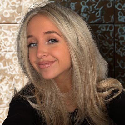 Avatar for Becca Wood