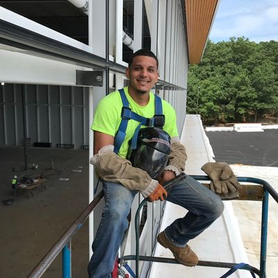 Avatar for Valentin Welding