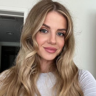 Avatar for Sveta Makeup Artist