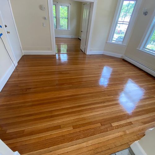 Génesis, Harwood, Floor