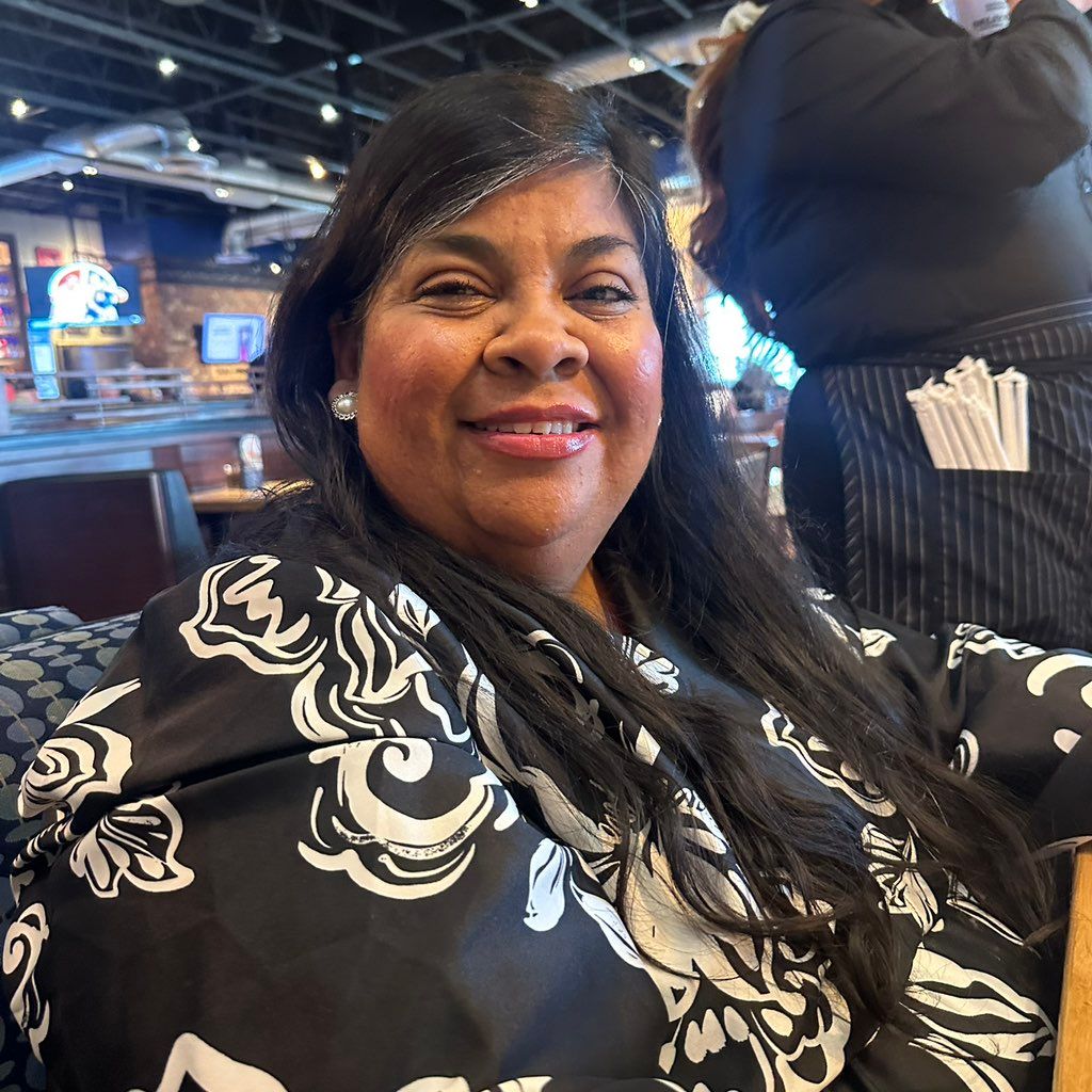 Clean Interior house cleaning and landscaping