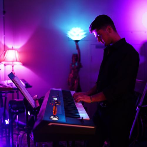 Jazz Piano Lessons with Eli