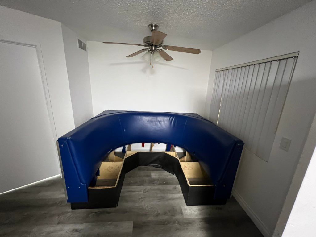 Restaurant Booth taken up 2 flights of stairs carr