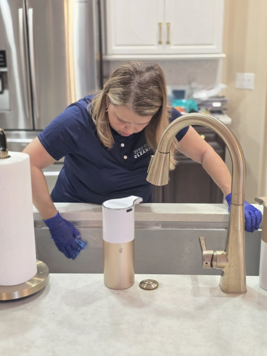 Thorough sink and counter cleaning in a busy famil