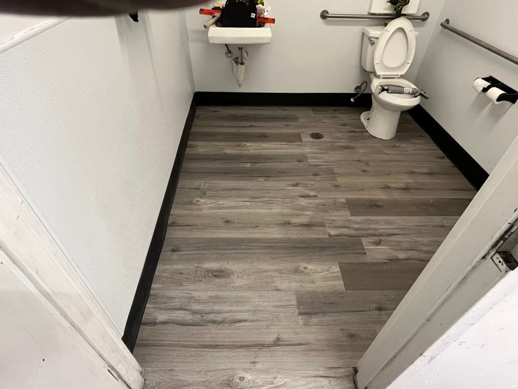 This floor was in simi valley ca for a dollar 🌴 