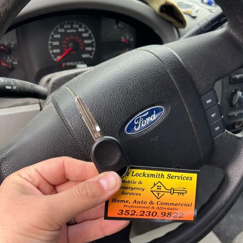 Safe locksmith services