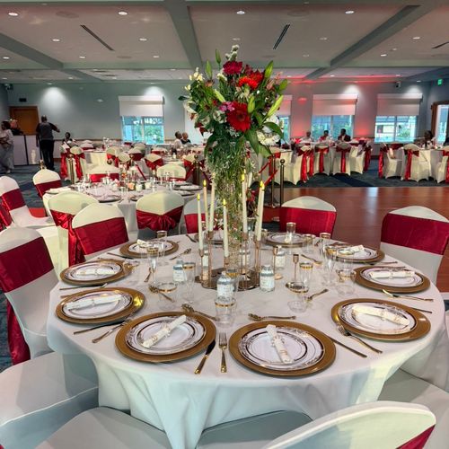 Sparkle and Glow Balloon Artistry